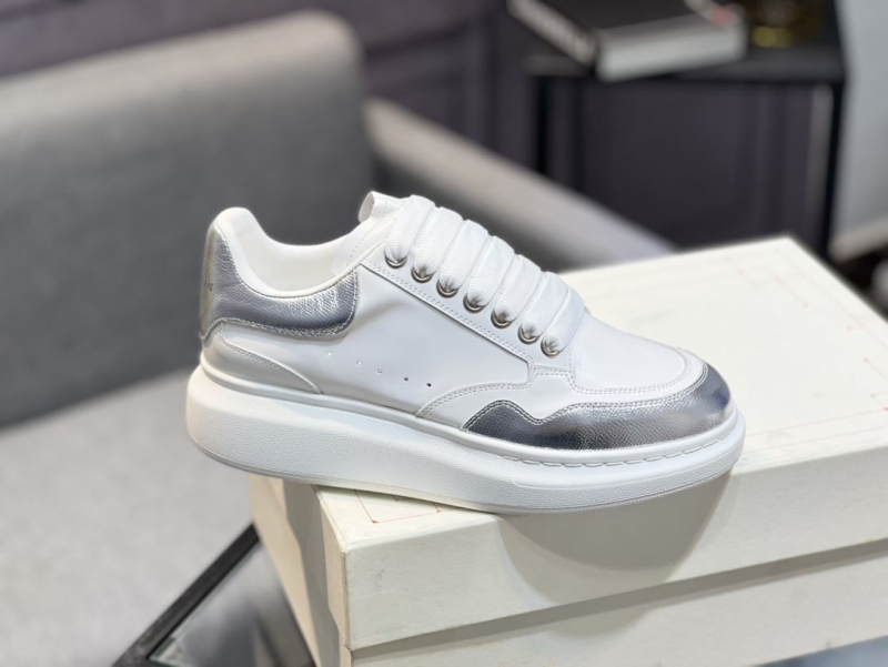 Alexander Mcqueen Casual Shoes